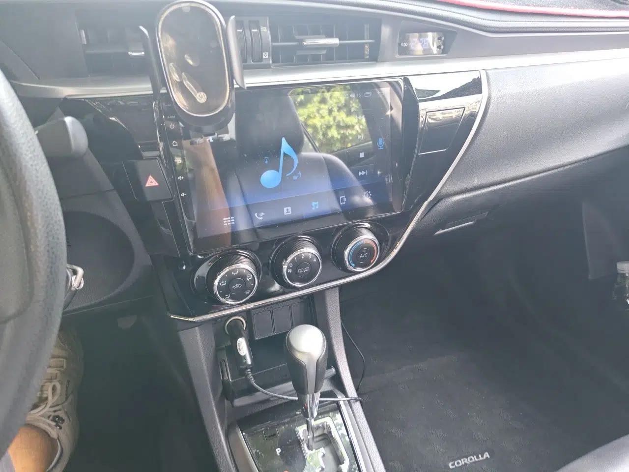 Toyota Corolla 2014 1.6L CVT GL — миниатюра 13