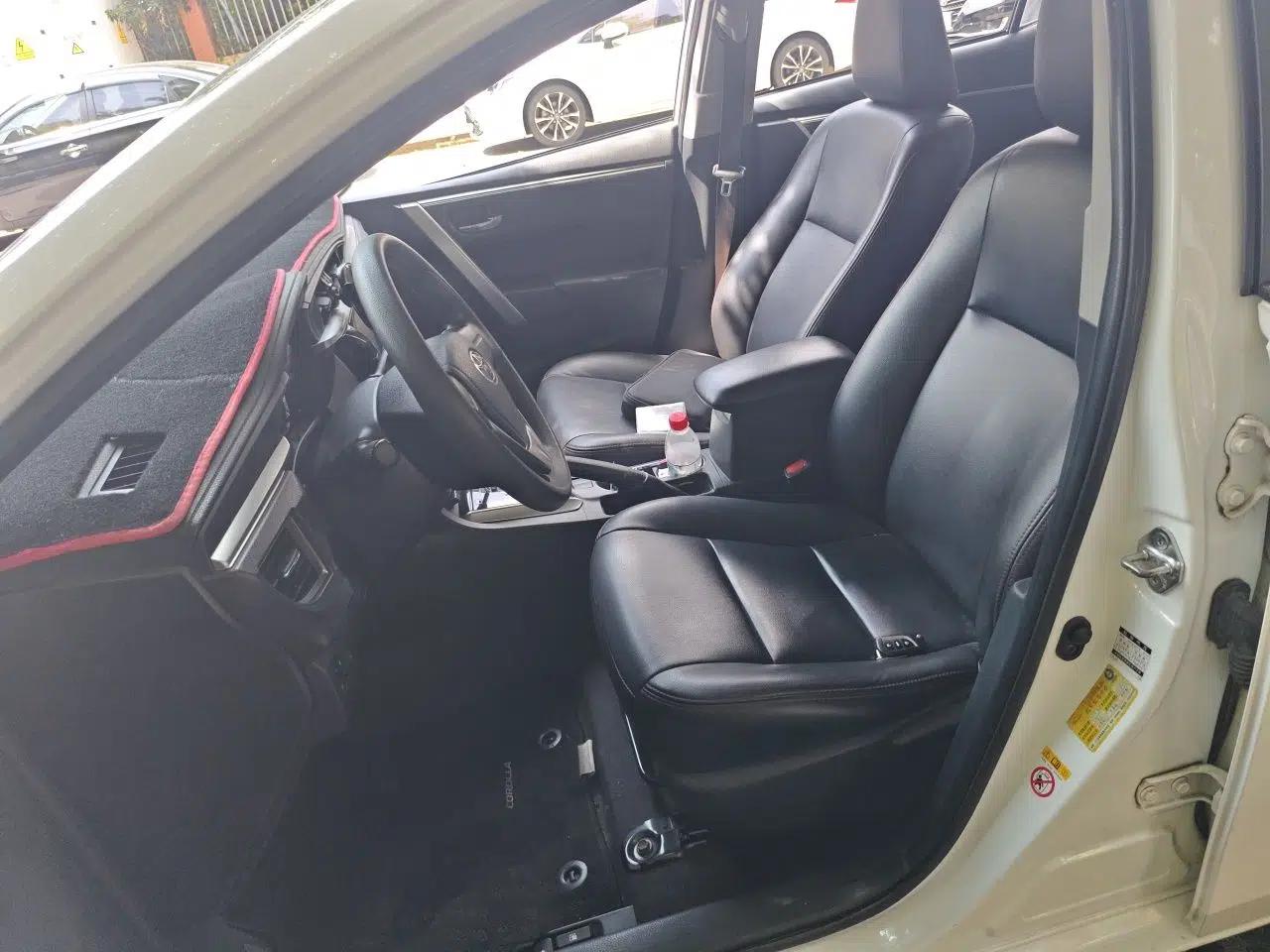 Toyota Corolla 2014 1.6L CVT GL — миниатюра 15