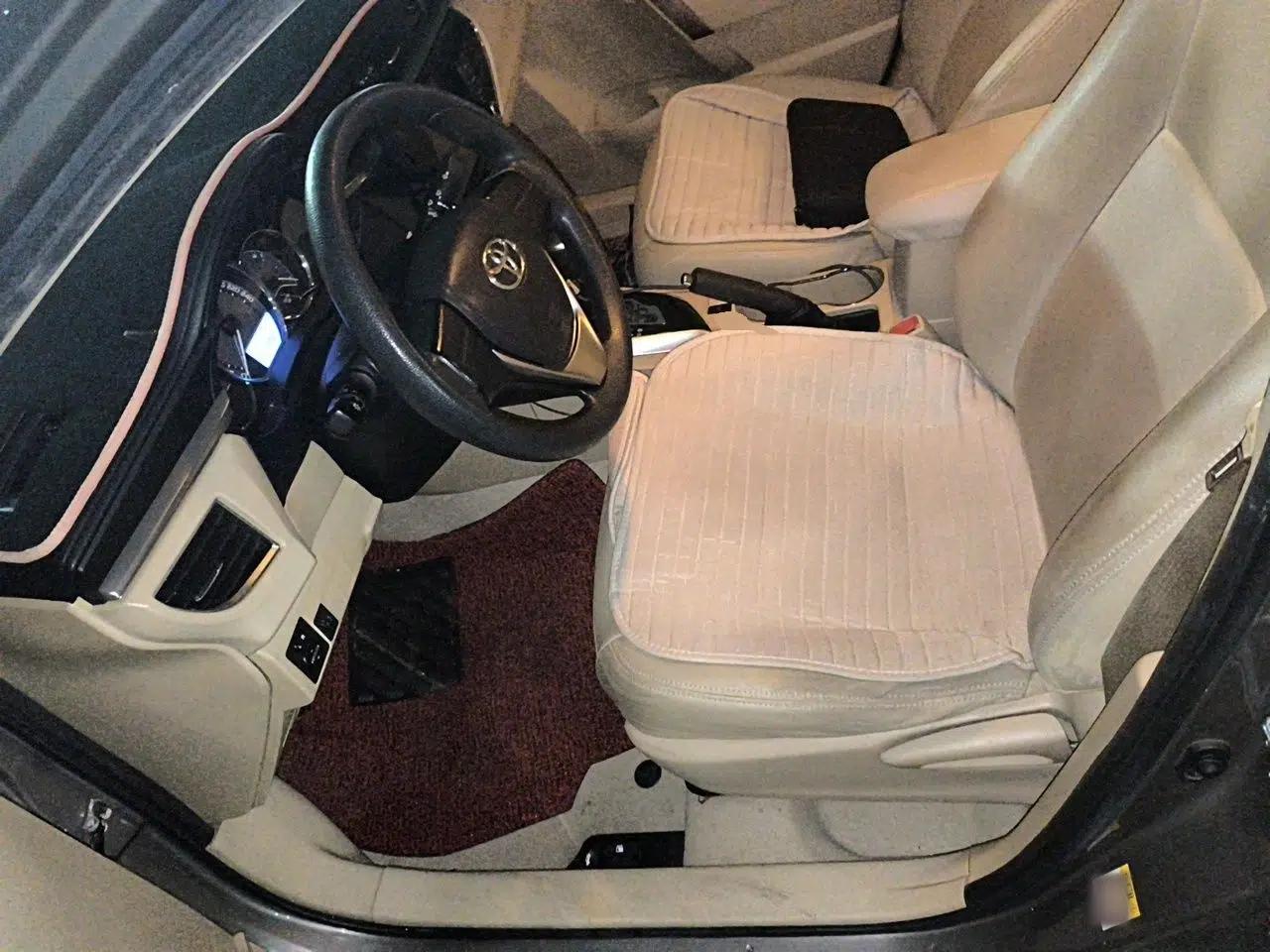 Toyota Corolla 2014 1.6L CVT GL — миниатюра 15