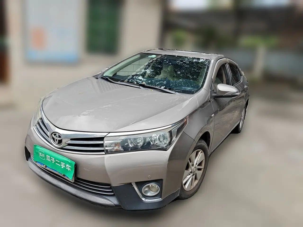 Toyota Corolla 2014 1.6L CVT GL-i — миниатюра 1