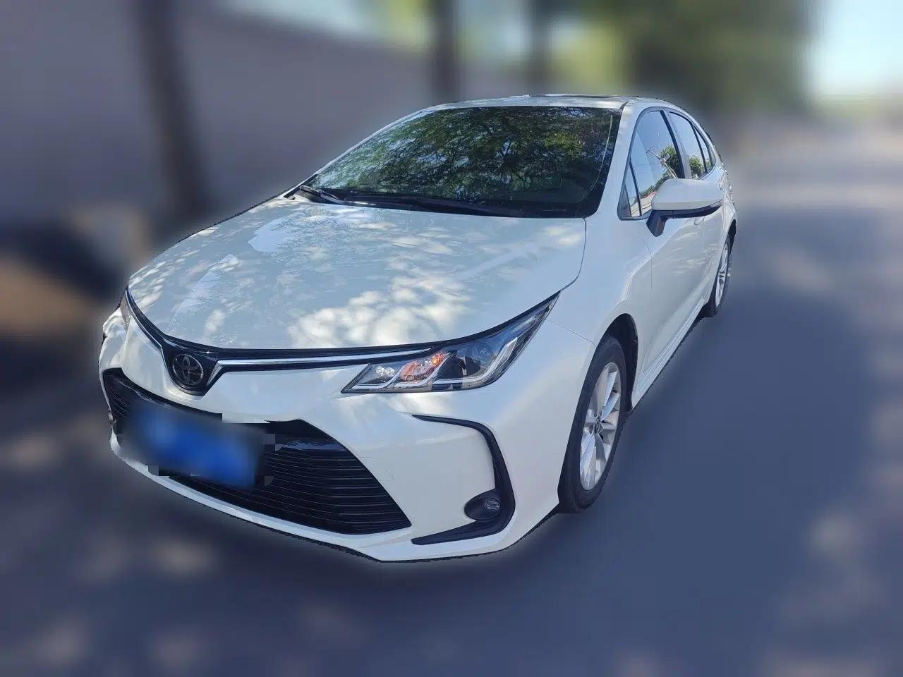 Toyota Corolla 2021 1.2T S-CVT Elite PLUS Edition — миниатюра 1