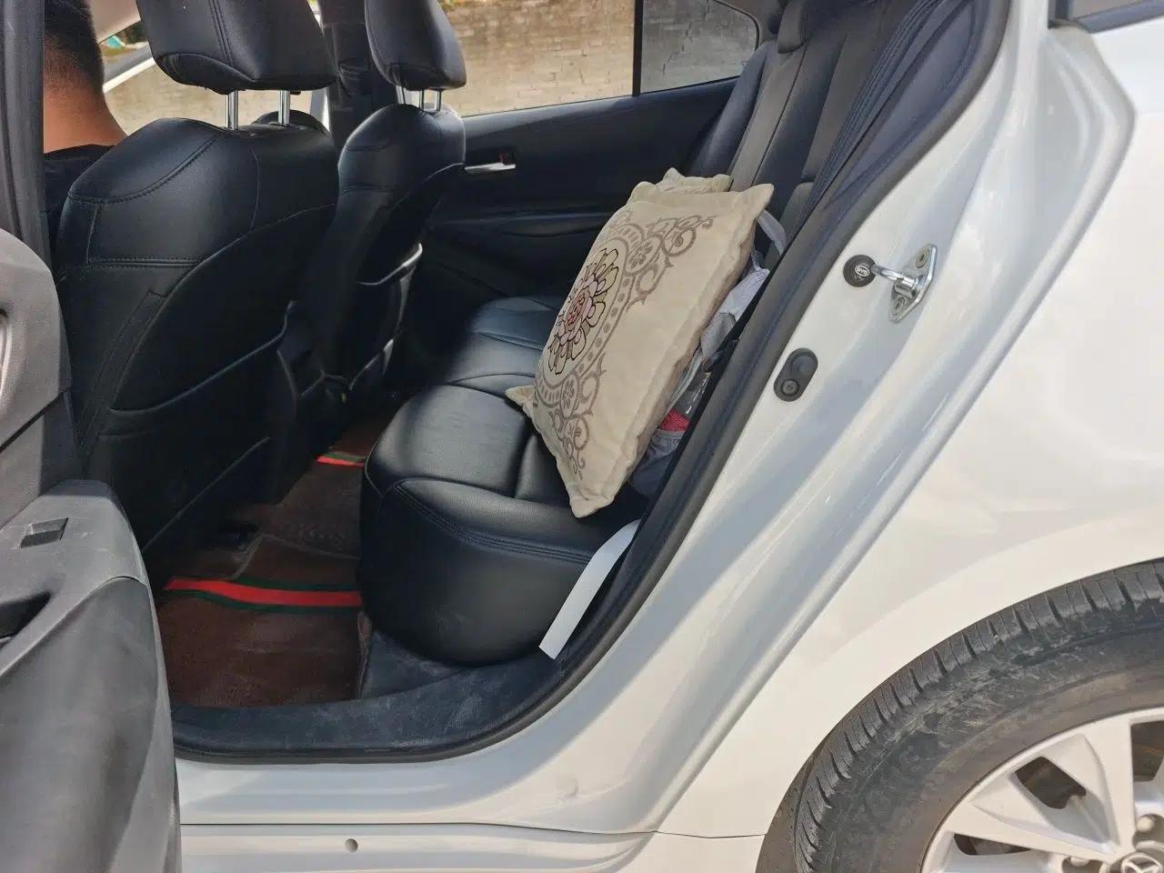Toyota Corolla 2019 1.2T S-CVT GL-i Elite Edition — миниатюра 20
