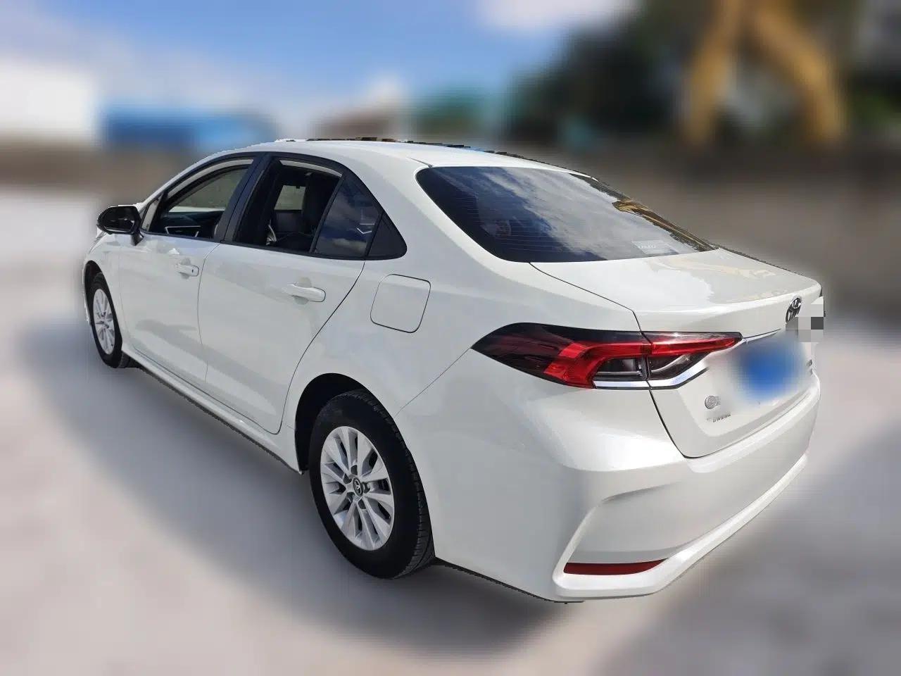 Toyota Corolla 2019 1.2T S-CVT GL-i Elite Edition — миниатюра 4