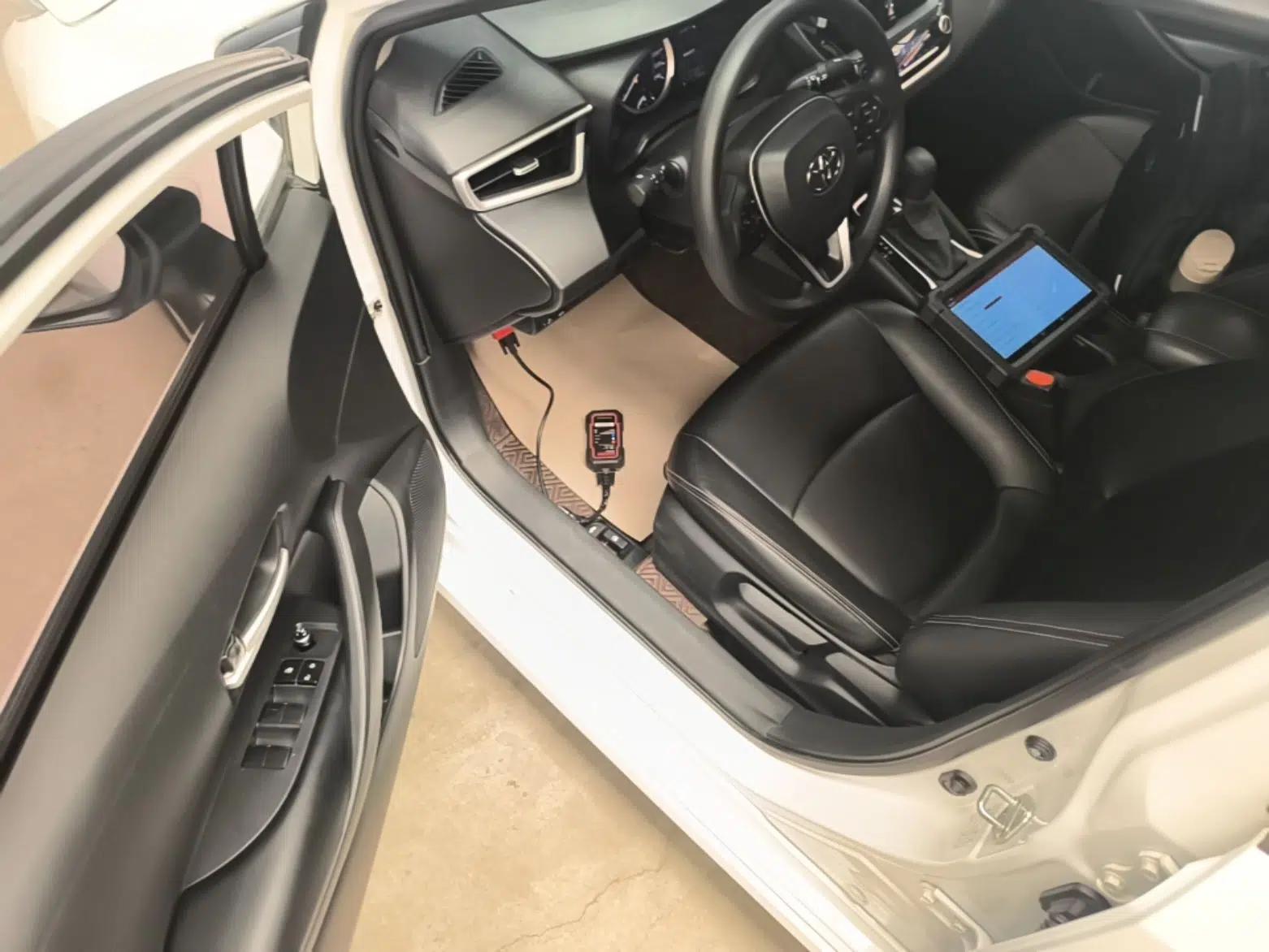 Toyota Corolla 2021 1.2T S-CVT Elite Edition — миниатюра 18
