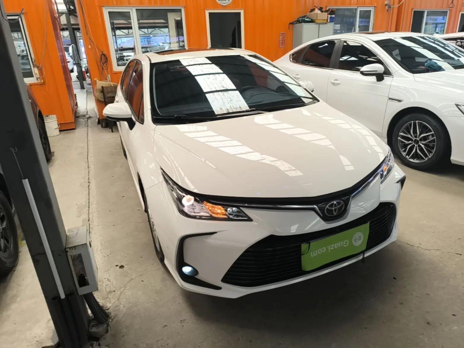 Toyota Corolla 2021 1.2T S-CVT Elite Edition — миниатюра 3