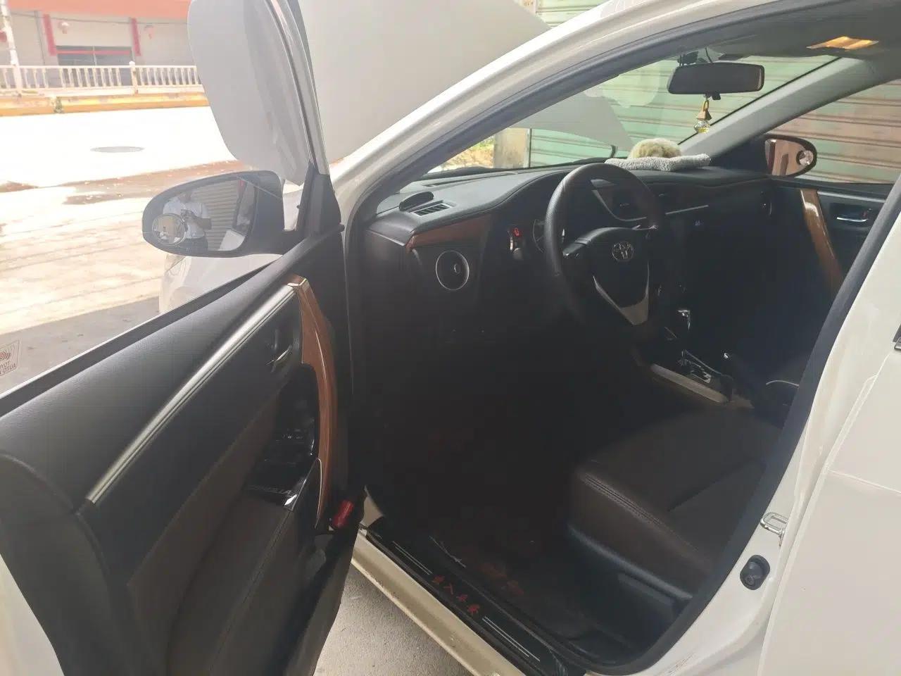 Toyota Corolla 2017 Revised Version 1.2T S-CVT GL-i — миниатюра 19
