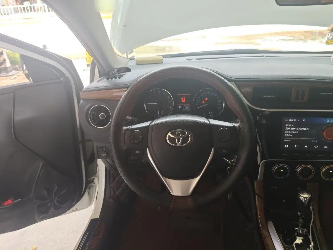 Toyota Corolla 2017 Revised Version 1.2T S-CVT GL-i — миниатюра 9