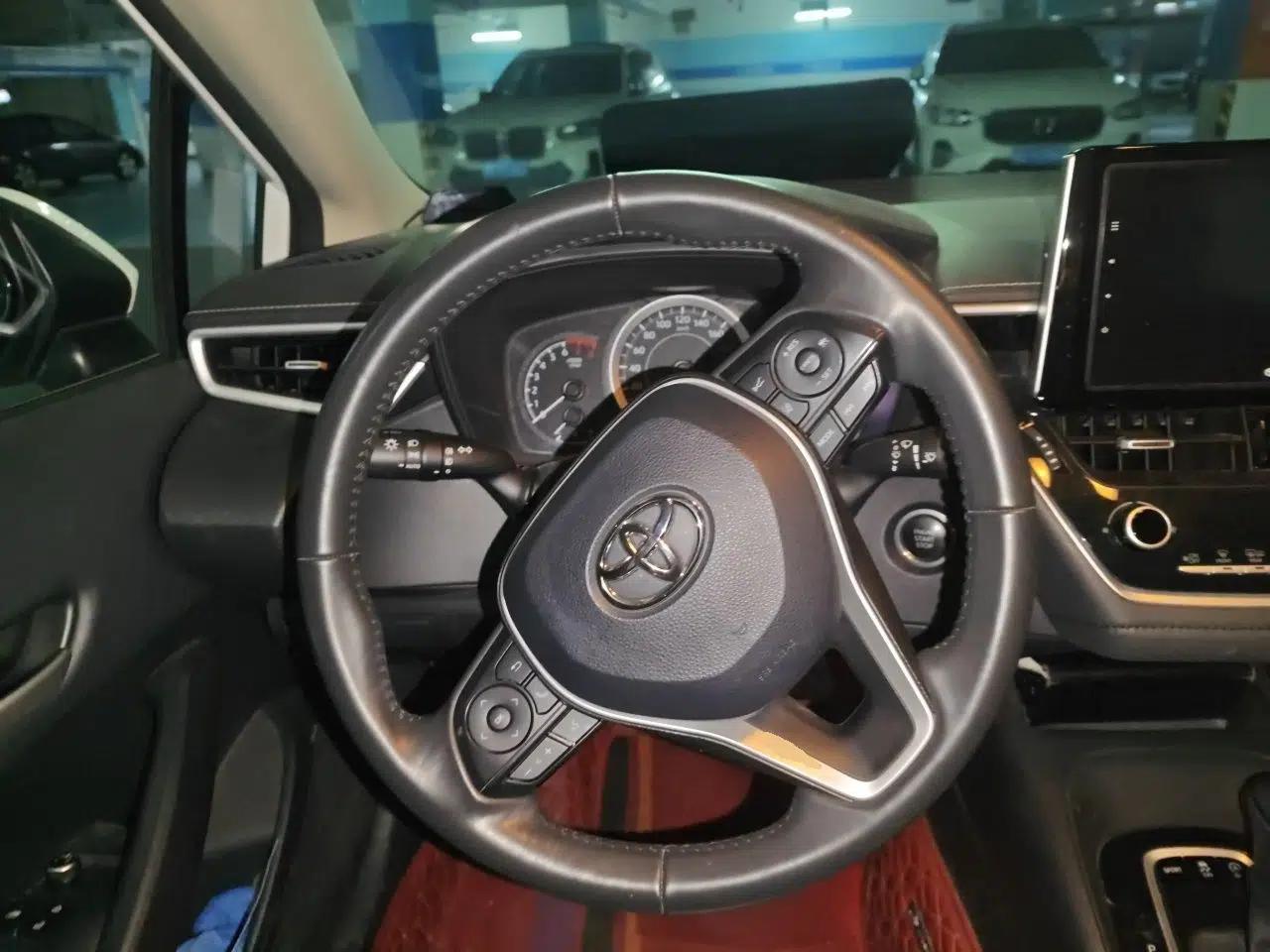 Toyota Corolla 2019 1.2T S-CVT GL-i Luxury Edition — миниатюра 10