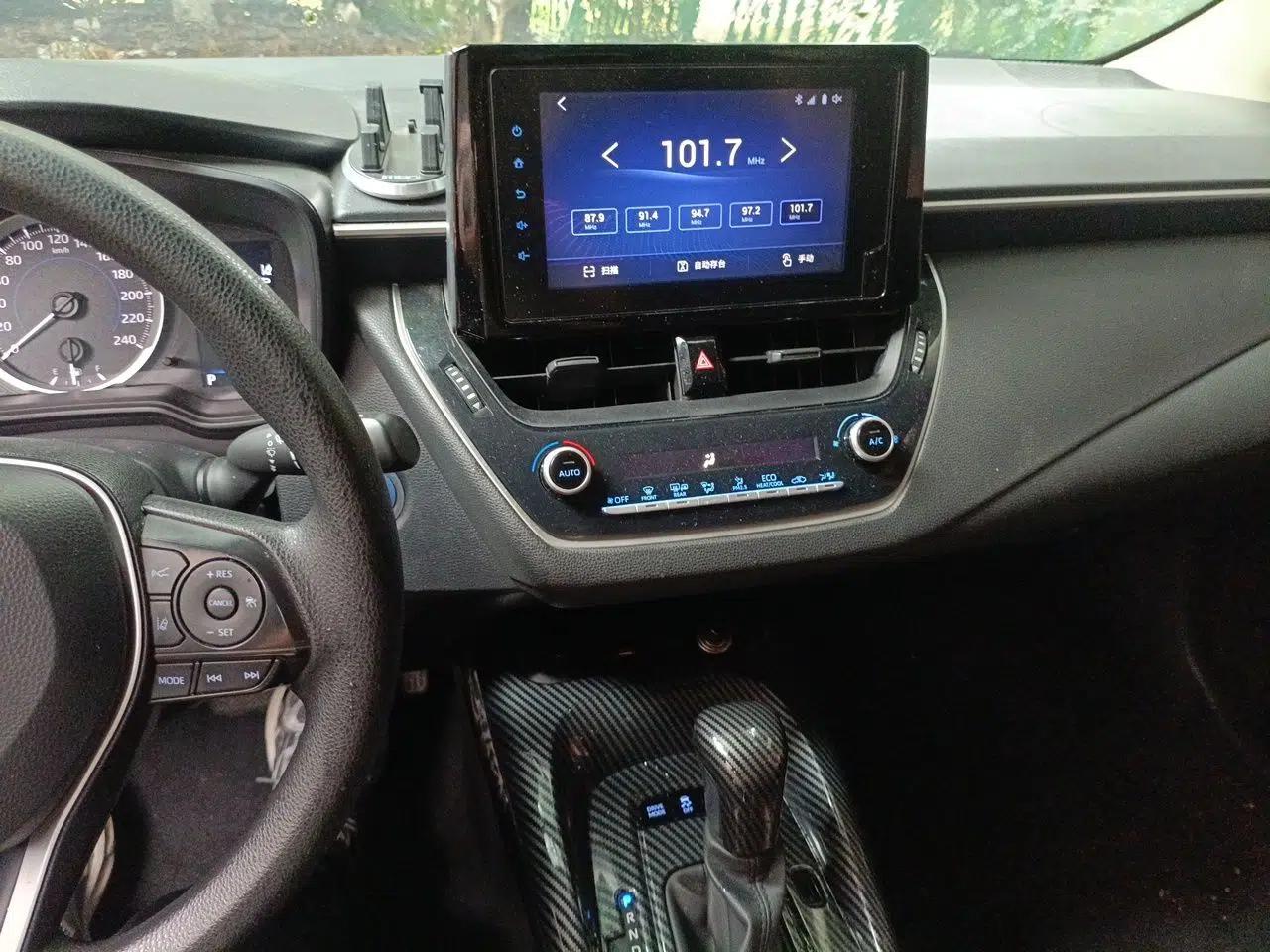 Toyota Corolla 2021 Dual-Engine 1.8L E-CVT Pioneer Edition — миниатюра 13
