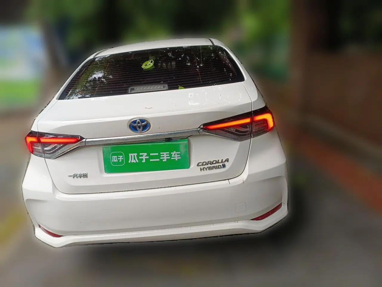 Toyota Corolla 2021 Dual-Engine 1.8L E-CVT Pioneer Edition — миниатюра 5