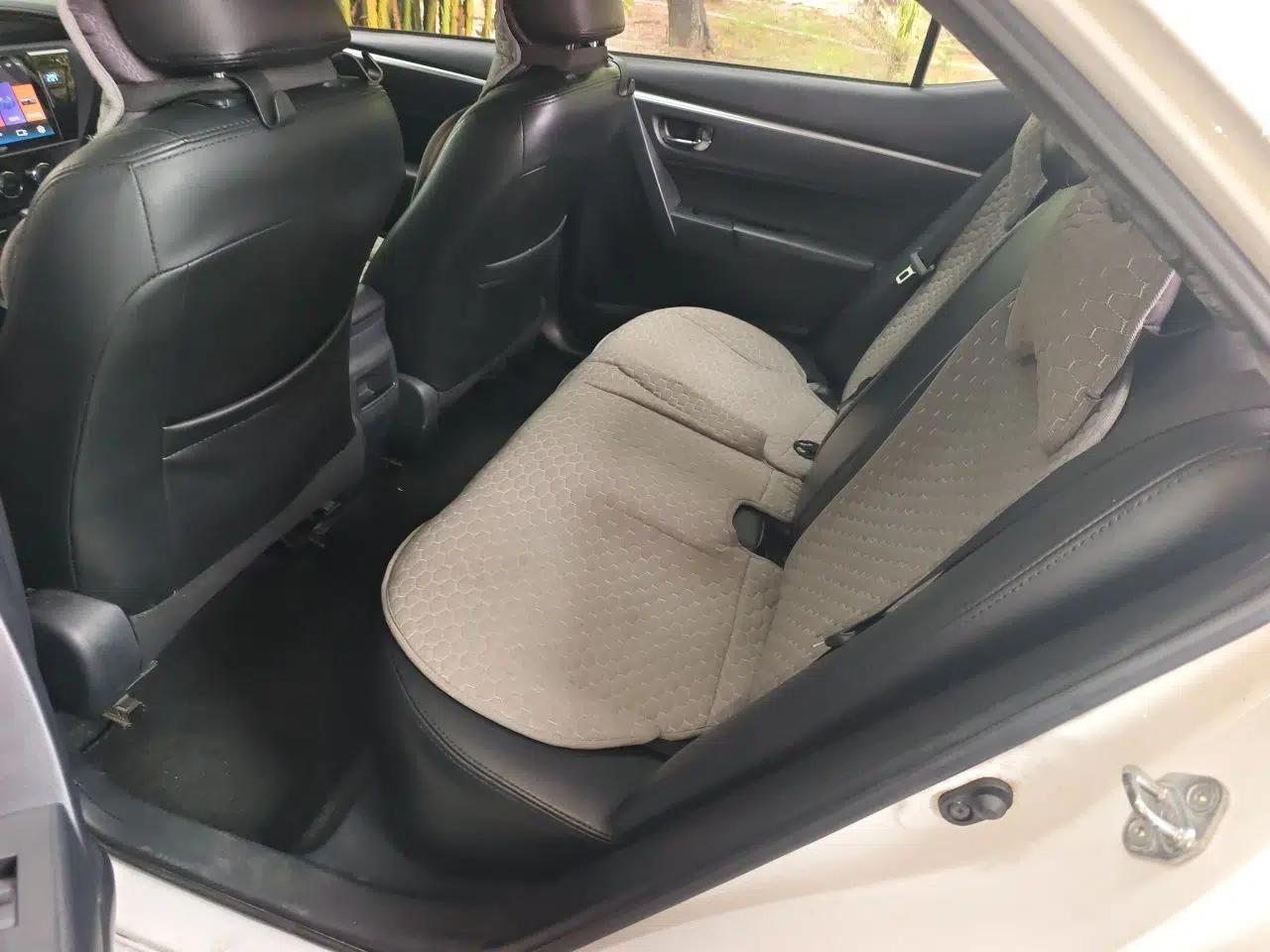 Toyota Corolla 2017 Revised Version 1.2T S-CVT GL — миниатюра 17