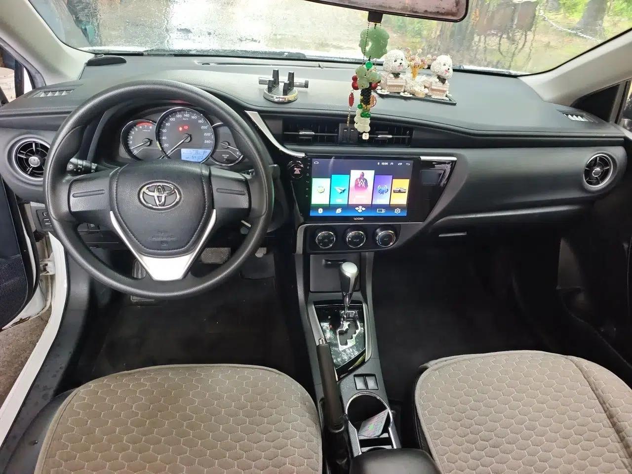 Toyota Corolla 2017 Revised Version 1.2T S-CVT GL — миниатюра 9