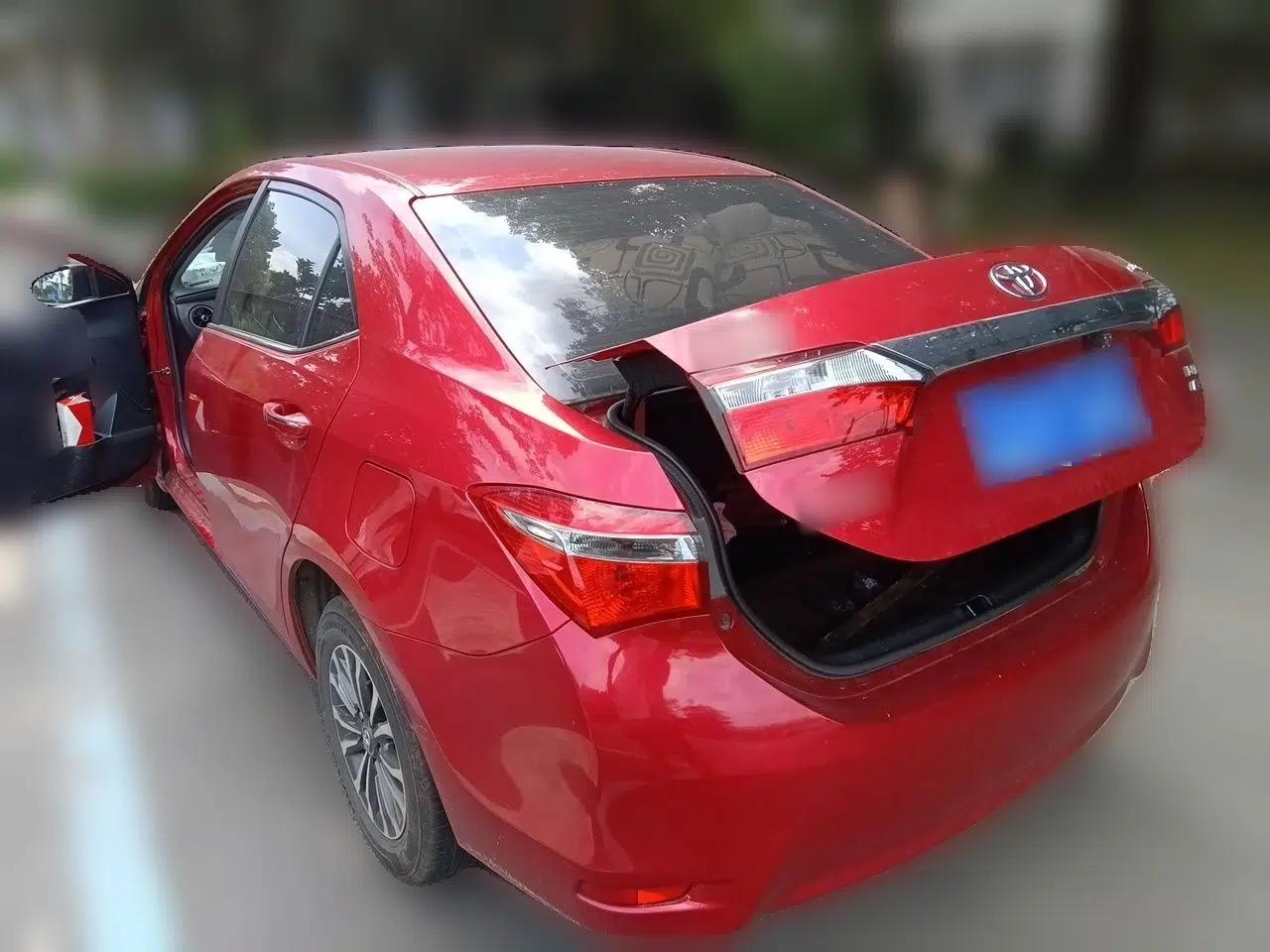 Toyota Corolla 2018 1.2T S-CVT GL Smart Enjoyment Version — миниатюра 4