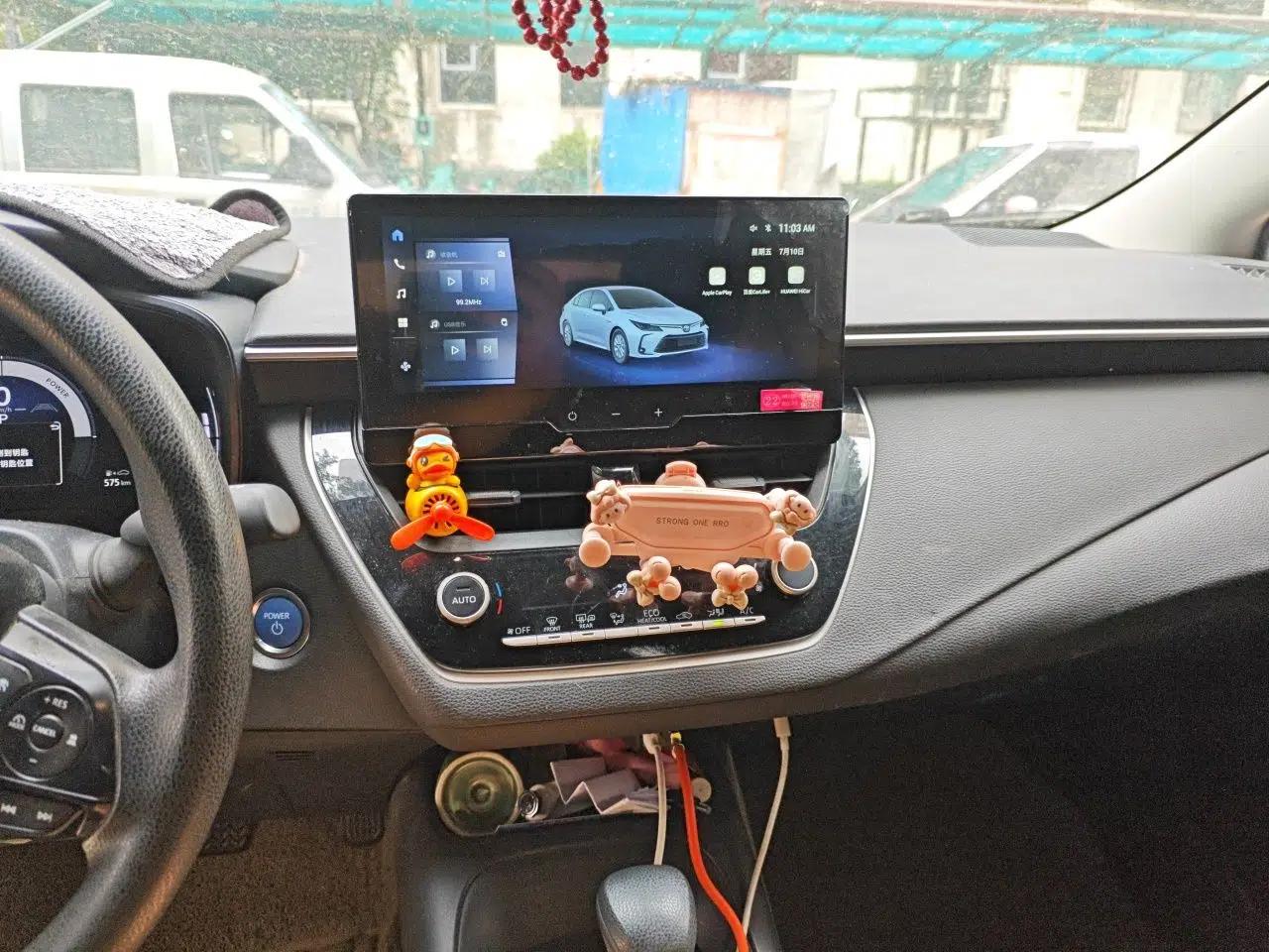 Toyota Corolla 2023 1.8L Smart Electric Hybrid Dual-Motor Pioneer Edition — миниатюра 13