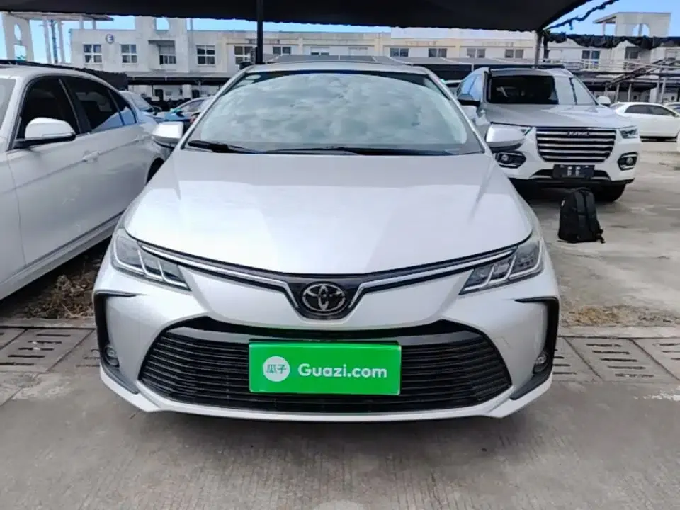 Toyota Corolla 2021 1.2T S-CVT Elite PLUS Edition — миниатюра 2