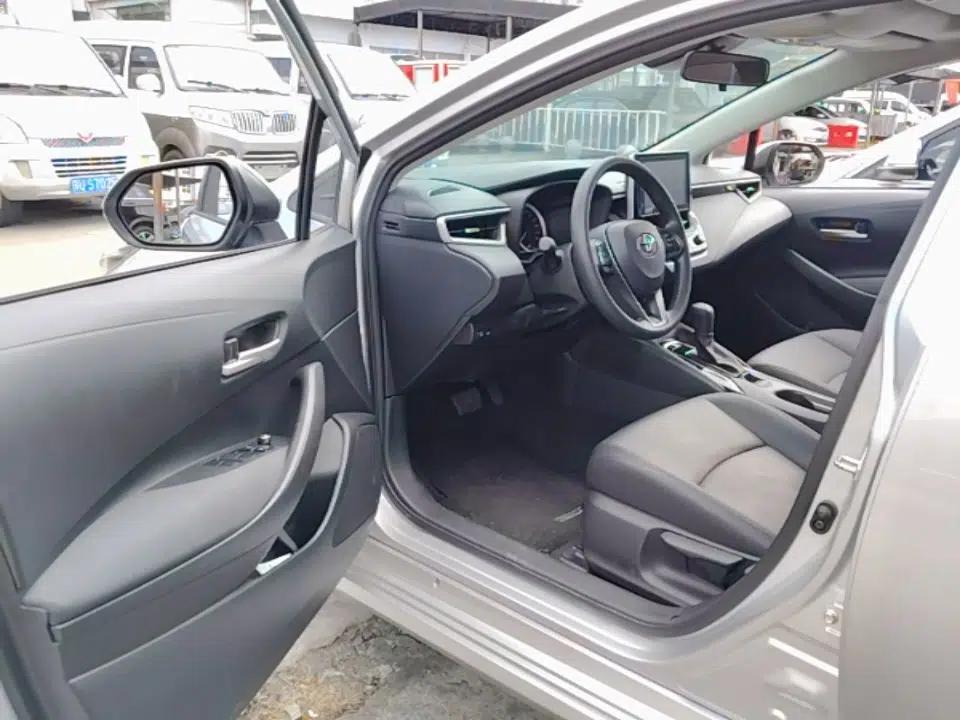 Toyota Corolla 2021 1.2T S-CVT Elite PLUS Edition — миниатюра 18