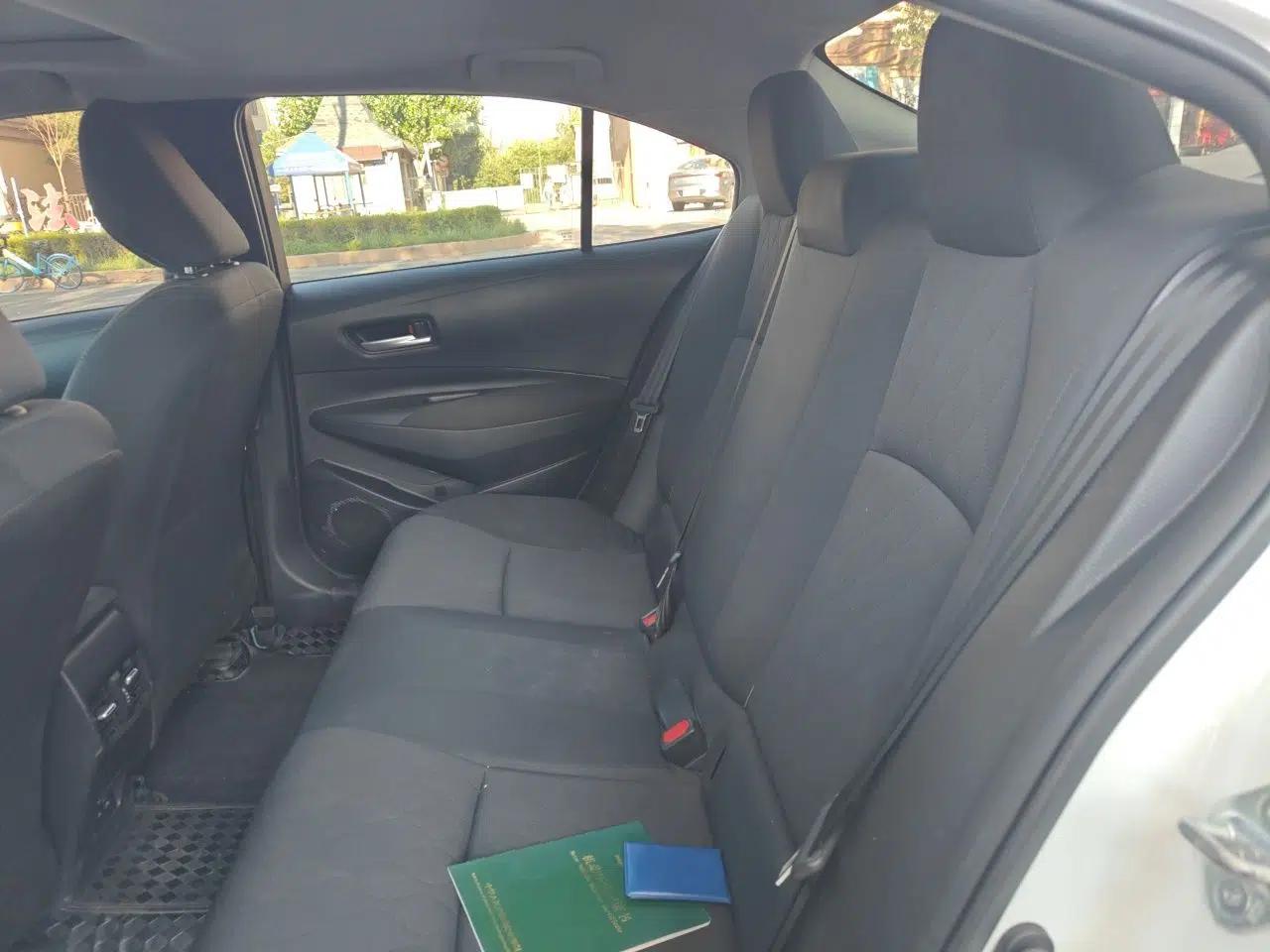 Toyota Corolla 2023 1.8L Smart Electric Hybrid Dual-Motor Elite Edition — миниатюра 17