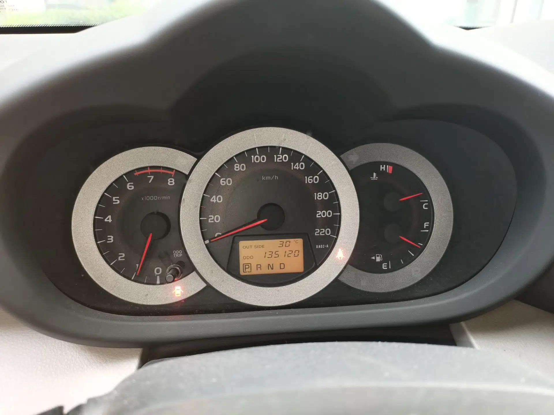 Toyota RAV4 2009 2.0L Automatic Luxury Edition — миниатюра 11