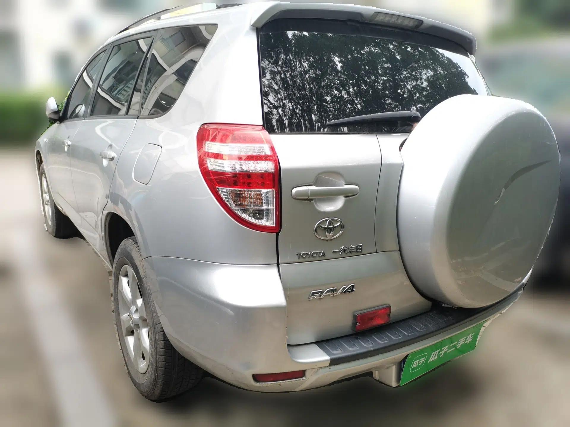 Toyota RAV4 2009 2.0L Automatic Luxury Edition — миниатюра 4