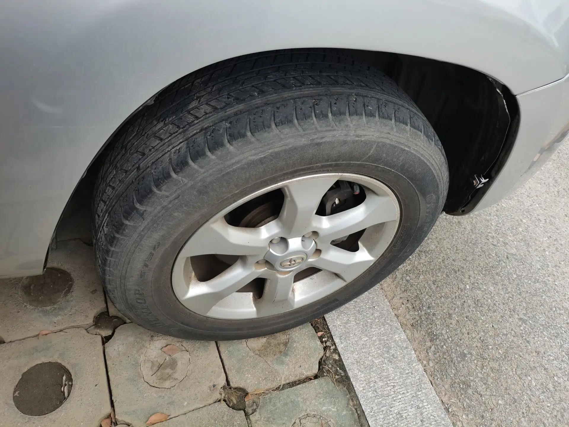 Toyota RAV4 2009 2.0L Automatic Luxury Edition — миниатюра 8