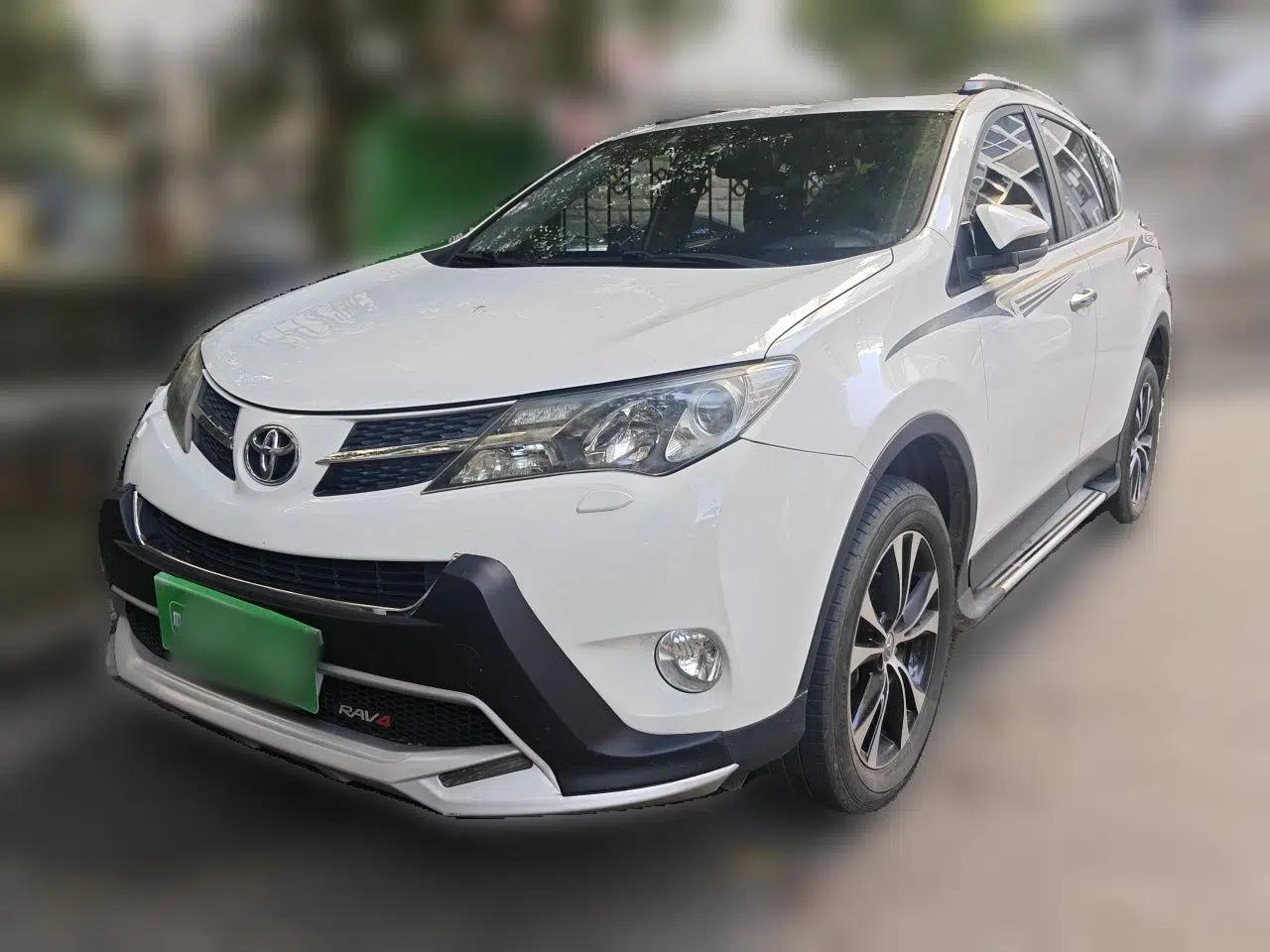 Toyota RAV4 2013 2.5L Automatic 4x4 Luxury Edition — миниатюра 1