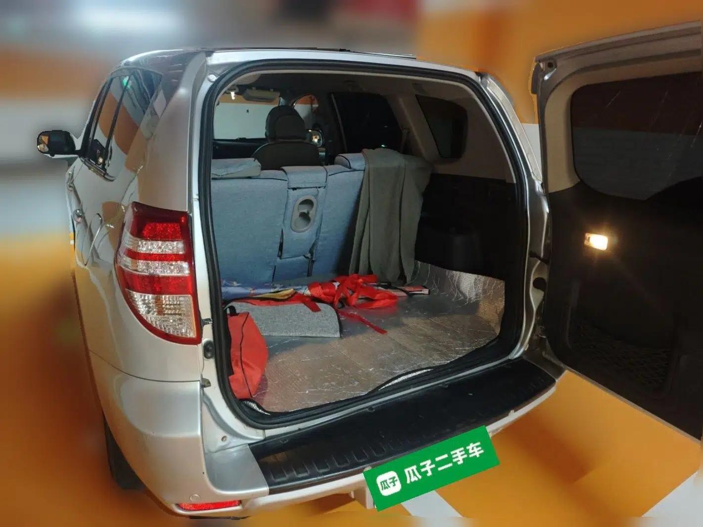 Toyota RAV4 2011 2.0L Automatic Classic Edition — миниатюра 19