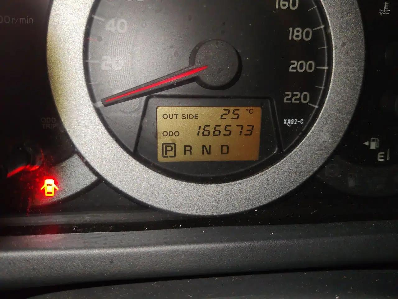 Toyota RAV4 2011 2.0L Automatic Classic Edition — миниатюра 12