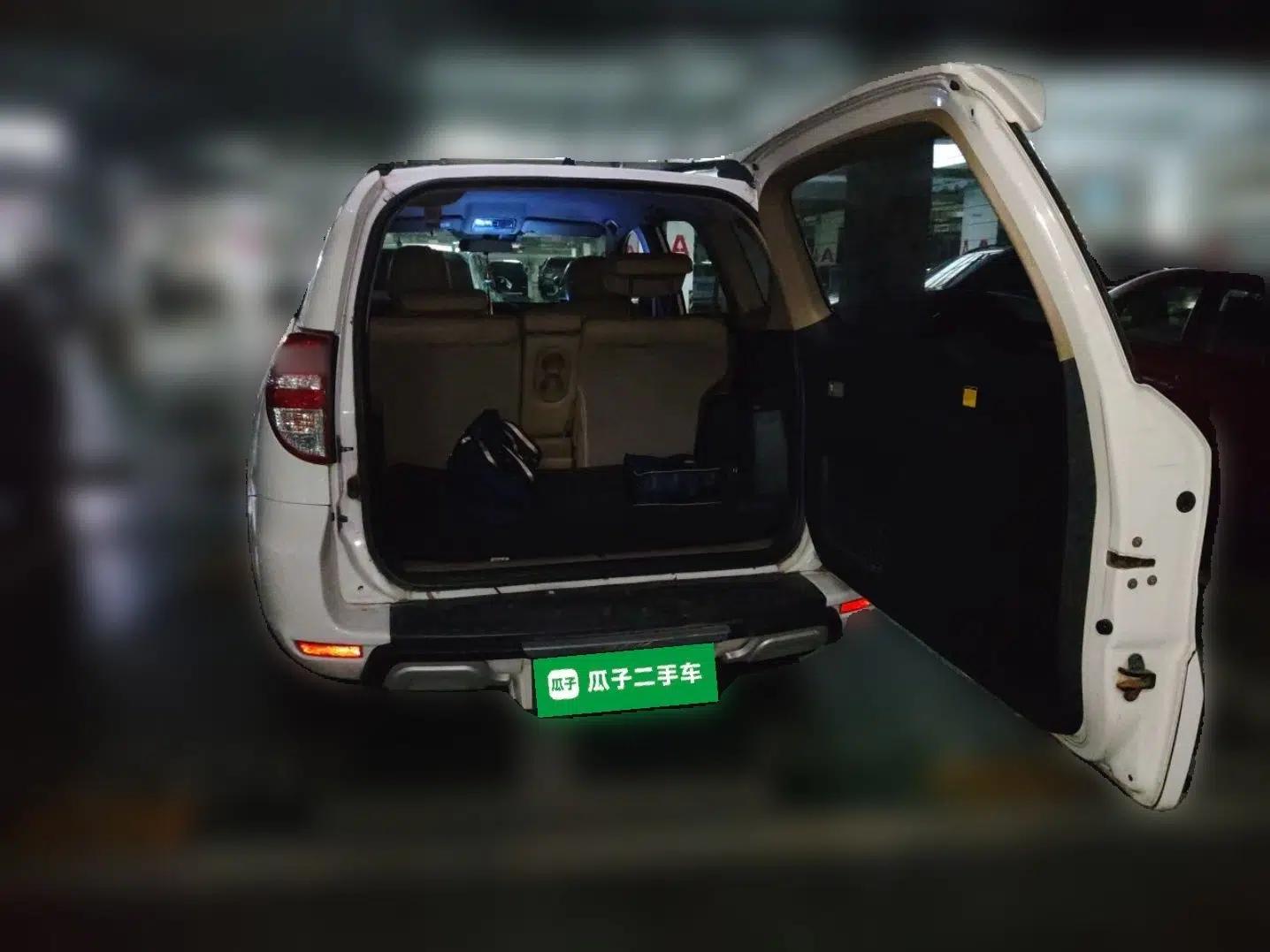 Toyota RAV4 2011 2.0L Automatic Classic Edition — миниатюра 19