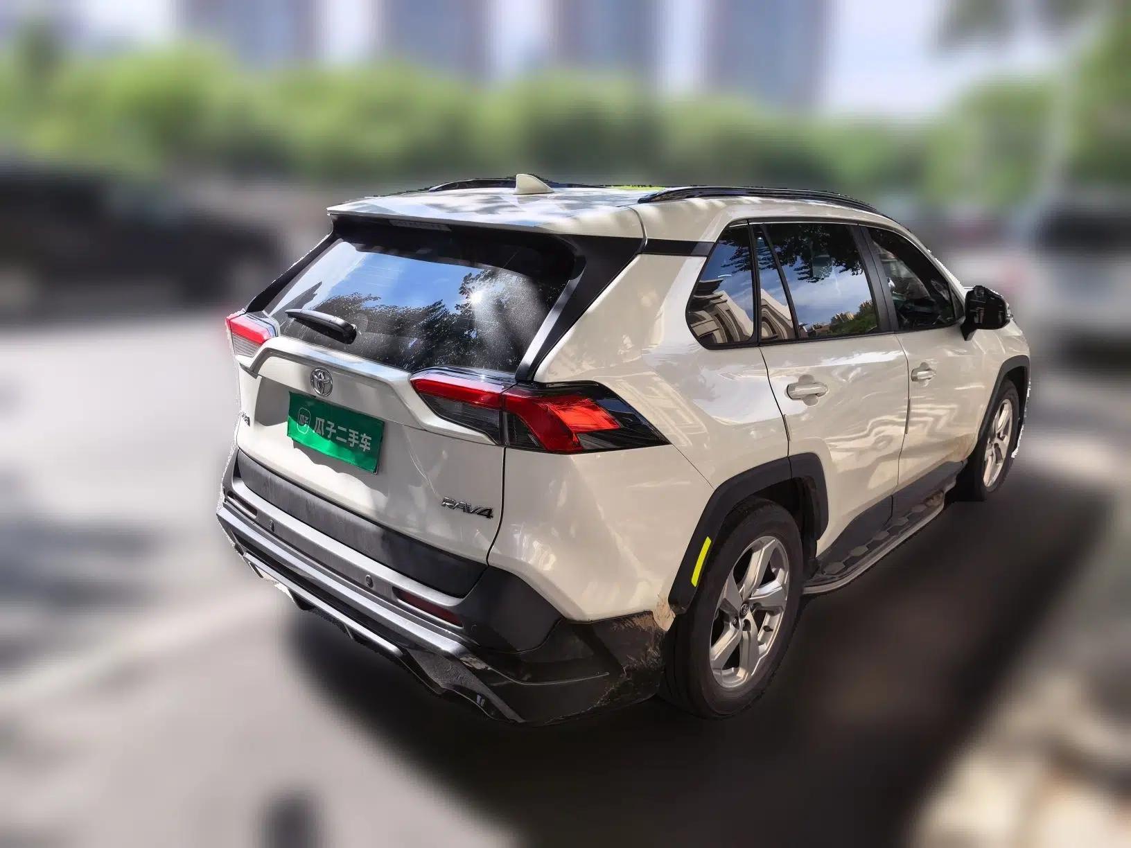 Toyota RAV4 2020 2.0L CVT Two-Wheel Drive Fashion PLUS Edition — миниатюра 6