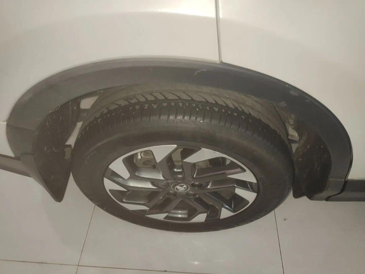 Toyota RAV4 2016 2.5L Automatic 4x4 Elite Edition — миниатюра 11