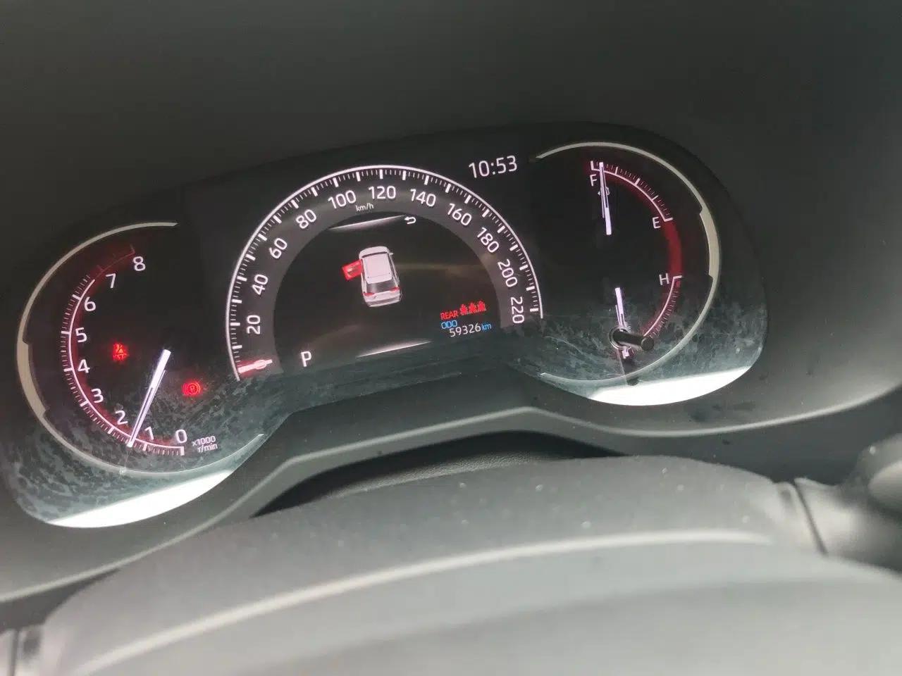 Toyota RAV4 2020 2.0L CVT Two-Wheel Drive Prestige Edition — миниатюра 12
