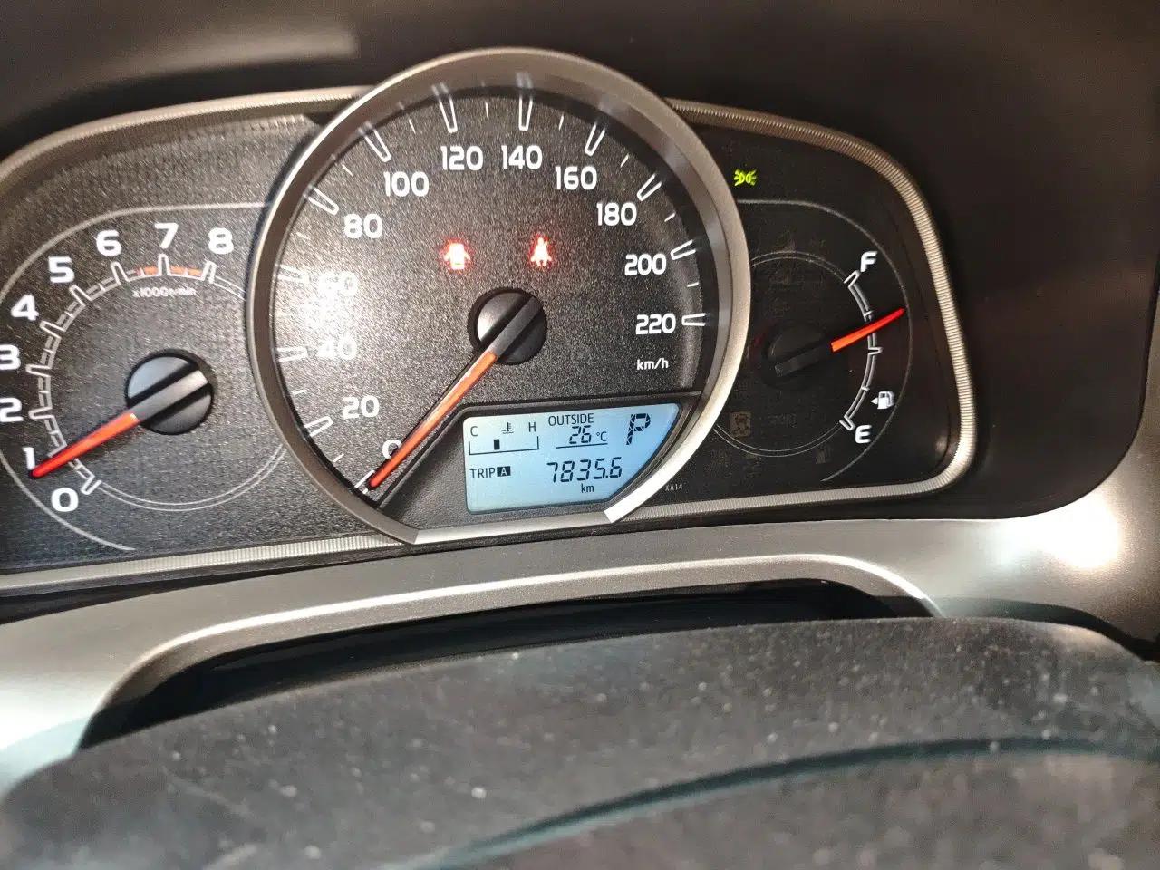 Toyota RAV4 2015 2.5L Automatic 4x4 Elite Edition — миниатюра 12