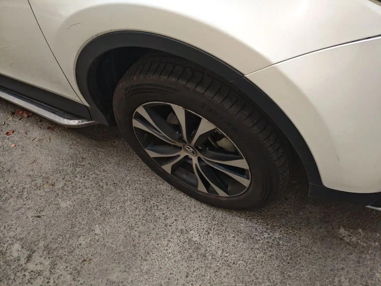 Toyota RAV4 2015 2.5L Automatic 4x4 Elite Edition — миниатюра 8