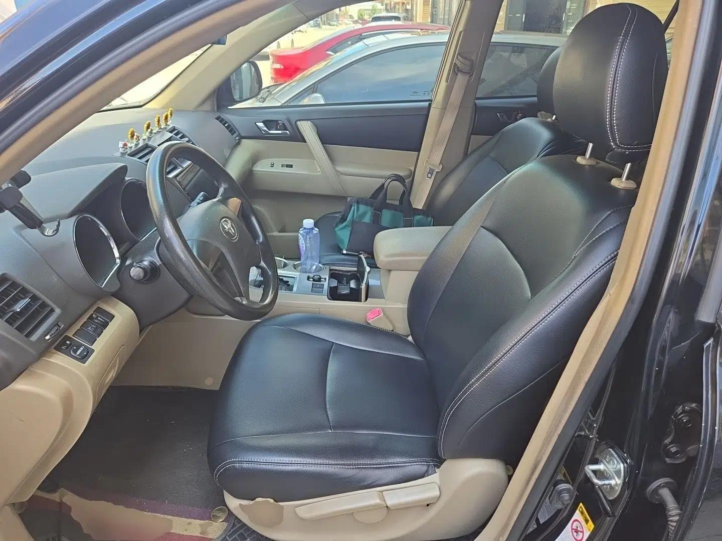 Toyota Highlander 2012 2.7L 2WD 5-Seater Elite Edition — миниатюра 15