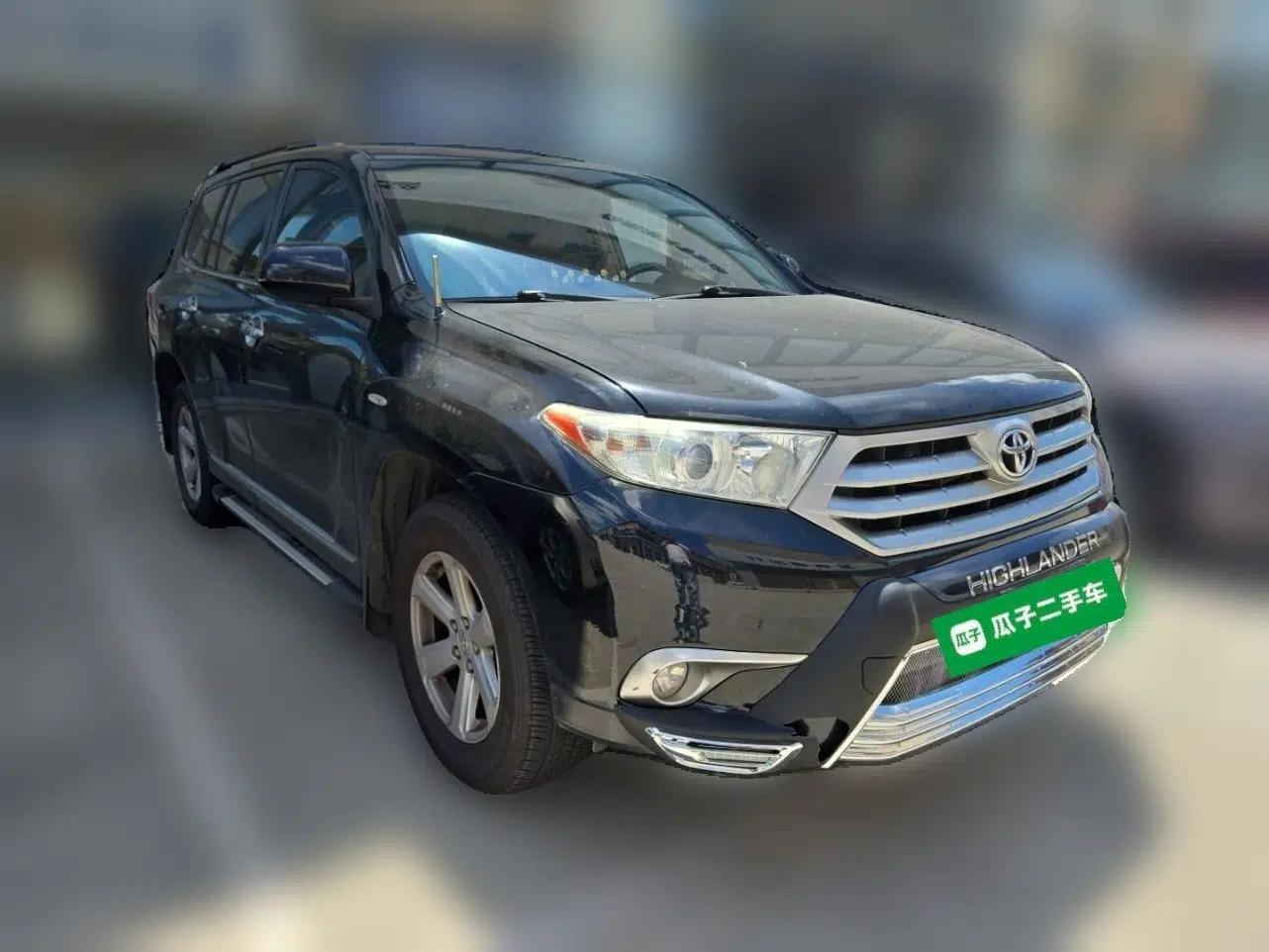 Toyota Highlander 2012 2.7L 2WD 5-Seater Elite Edition — миниатюра 3