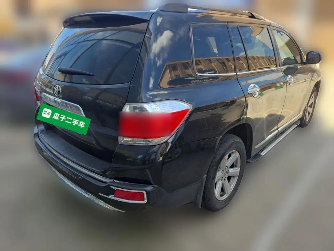 Toyota Highlander 2012 2.7L 2WD 5-Seater Elite Edition — миниатюра 6