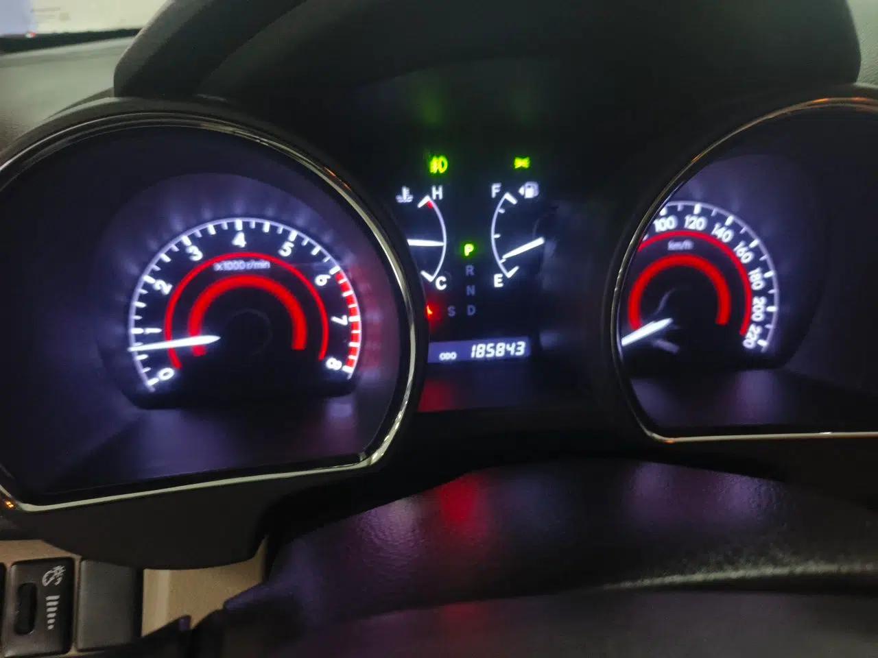 Toyota Highlander 2012 2.7L 2WD 5-Seater Elite Edition — миниатюра 11