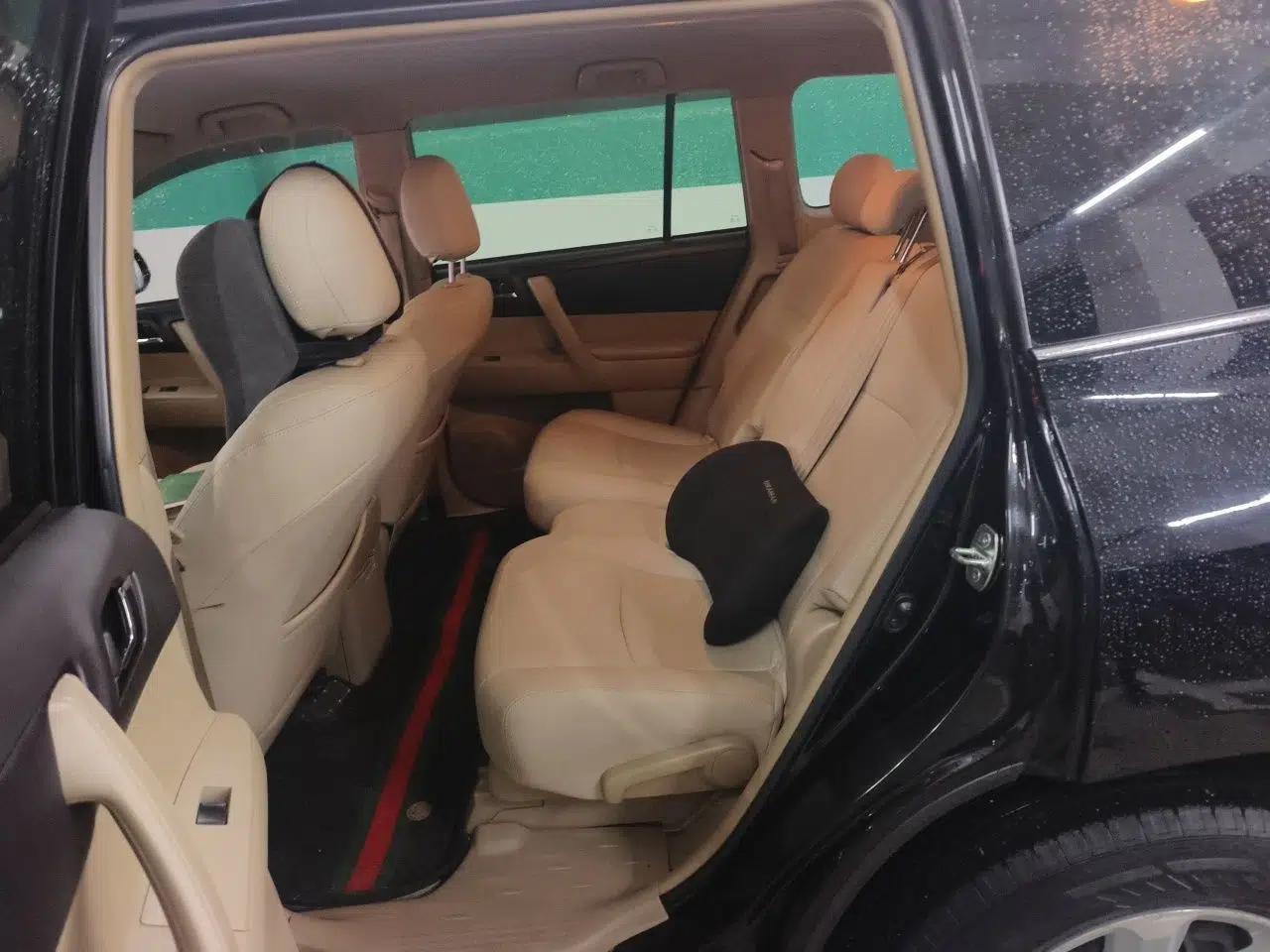 Toyota Highlander 2012 2.7L 2WD 5-Seater Elite Edition — миниатюра 17