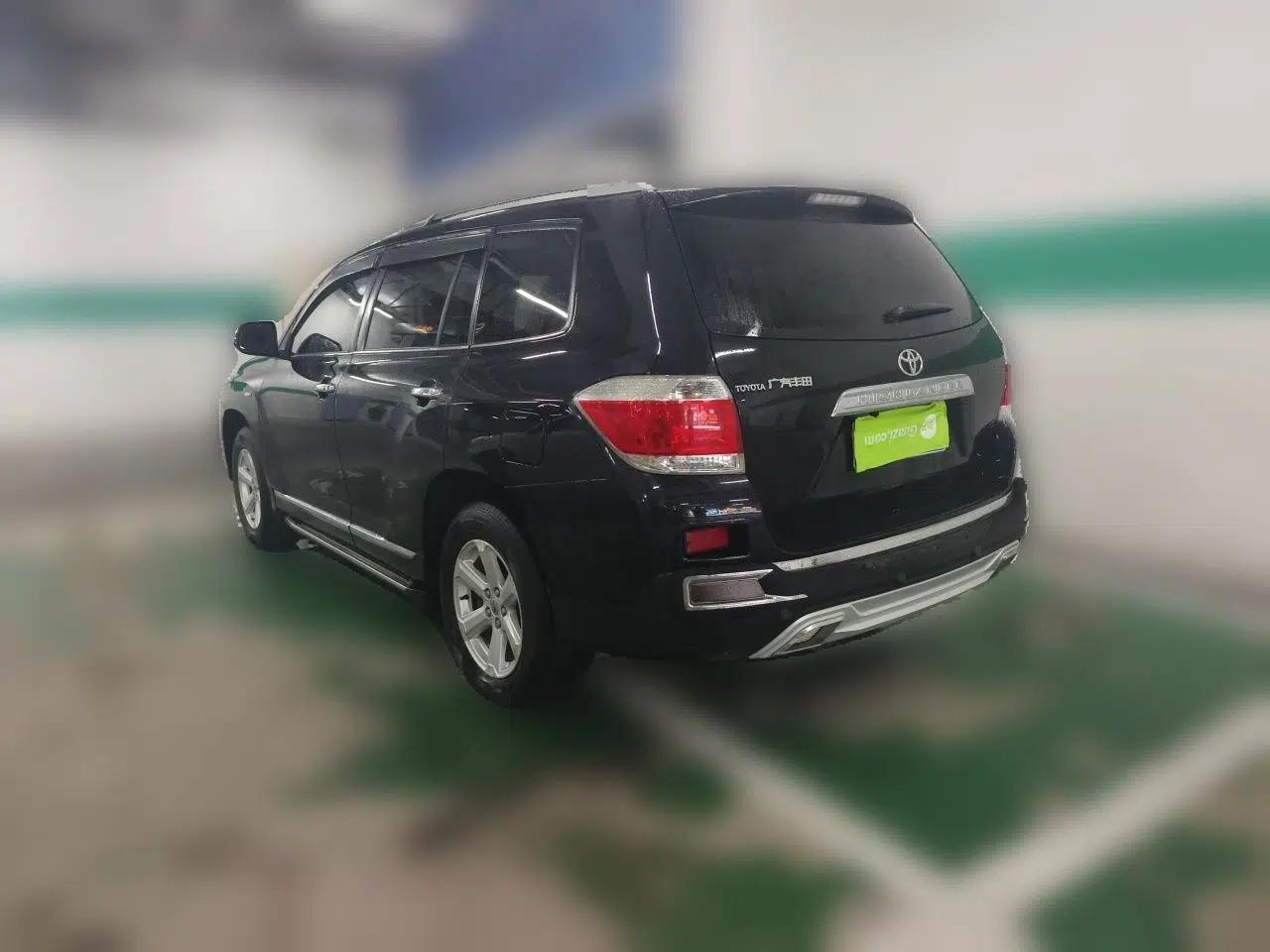 Toyota Highlander 2012 2.7L 2WD 5-Seater Elite Edition — миниатюра 4