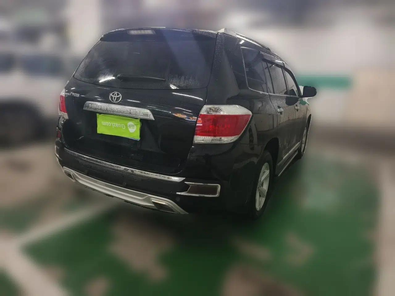 Toyota Highlander 2012 2.7L 2WD 5-Seater Elite Edition — миниатюра 6