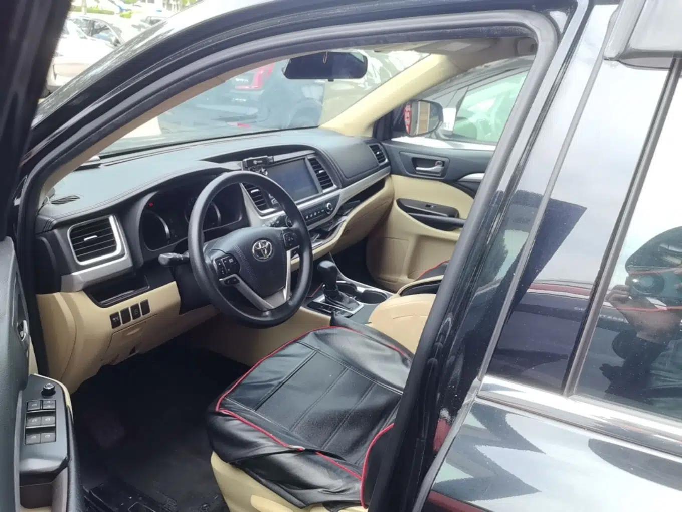 Toyota Highlander 2018 2.0T Two-Wheel Drive Elite Edition 7 Seats China VI Standard — миниатюра 17