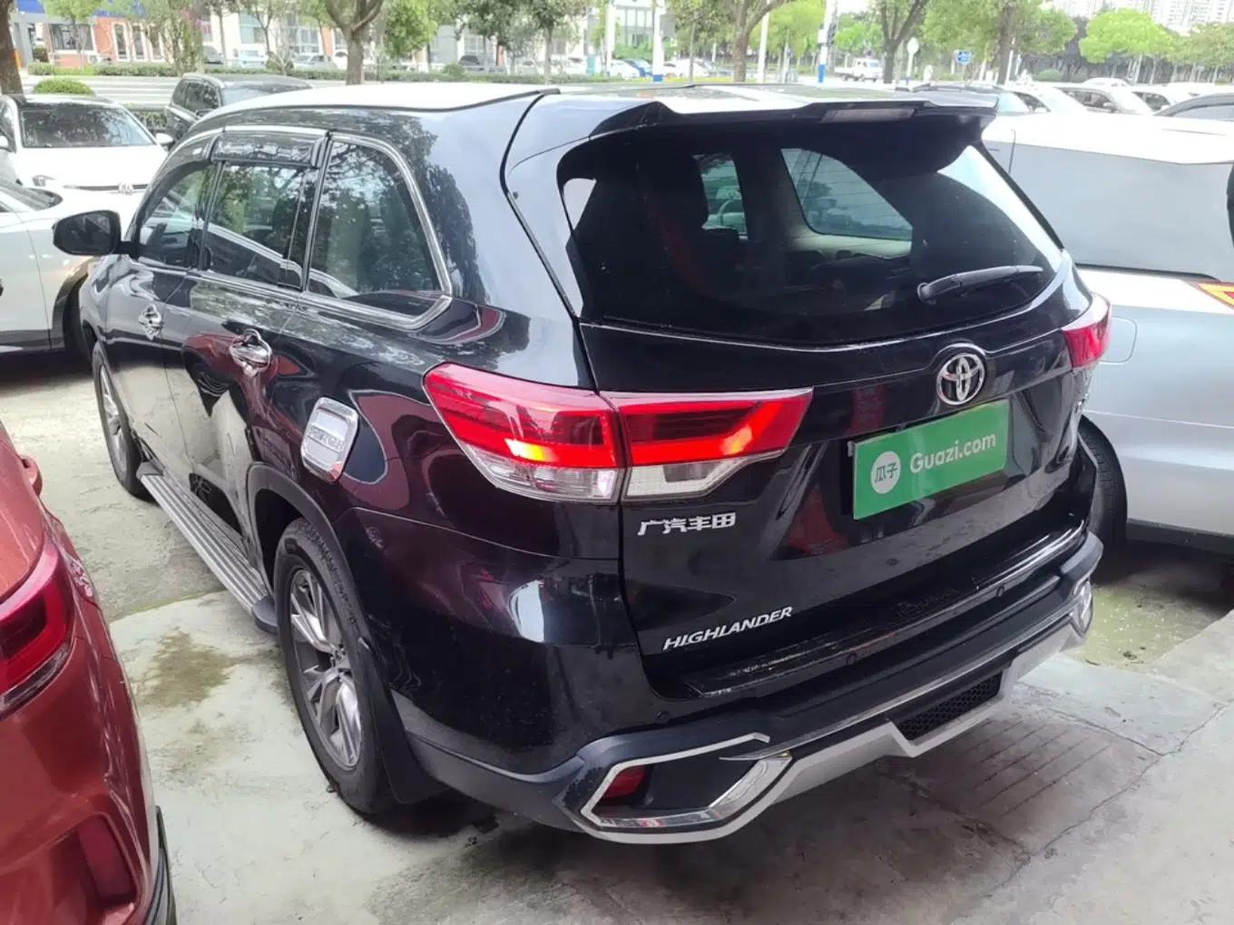 Toyota Highlander 2018 2.0T Two-Wheel Drive Elite Edition 7 Seats China VI Standard — миниатюра 4