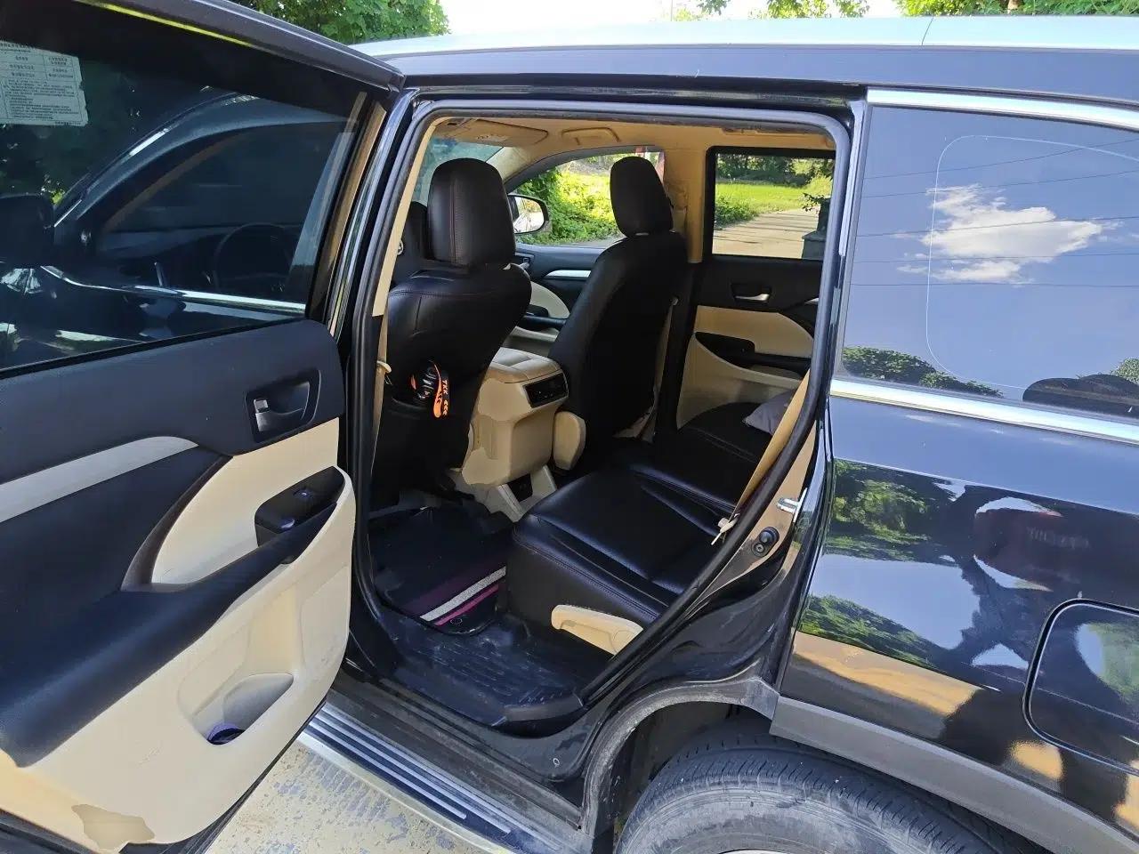 Toyota Highlander 2018 2.0T Two-Wheel Drive Elite Version 5 Seats China VI Standard — миниатюра 17