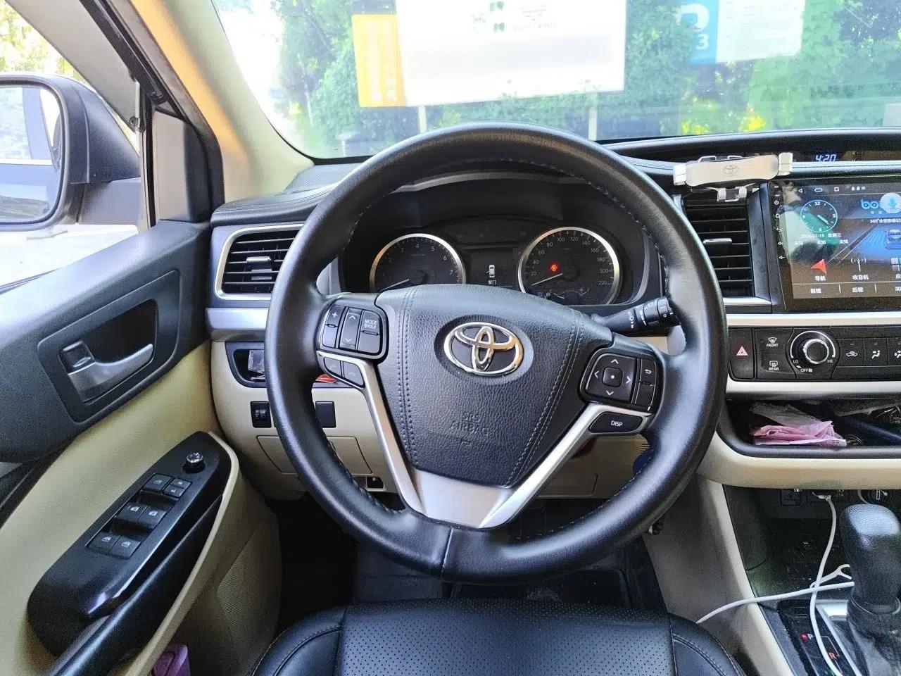 Toyota Highlander 2018 2.0T Two-Wheel Drive Elite Version 5 Seats China VI Standard — миниатюра 10