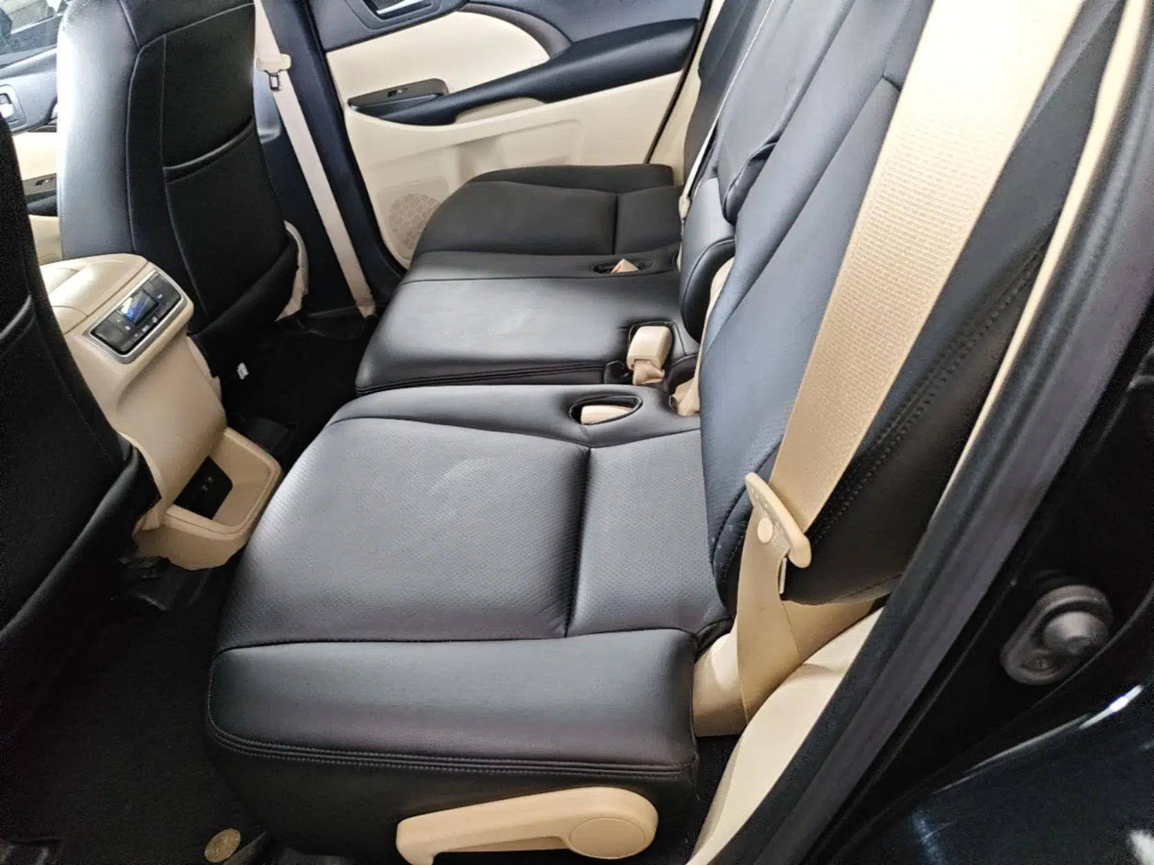 Toyota Highlander 2018 2.0T Two-Wheel Drive Elite Version 5 Seats China VI Standard — миниатюра 20