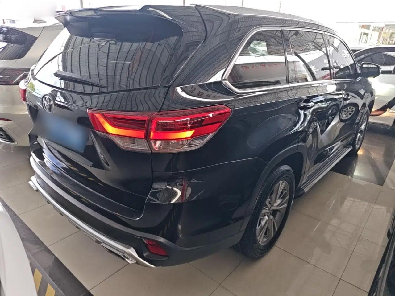 Toyota Highlander 2018 2.0T Two-Wheel Drive Elite Version 5 Seats China VI Standard — миниатюра 6