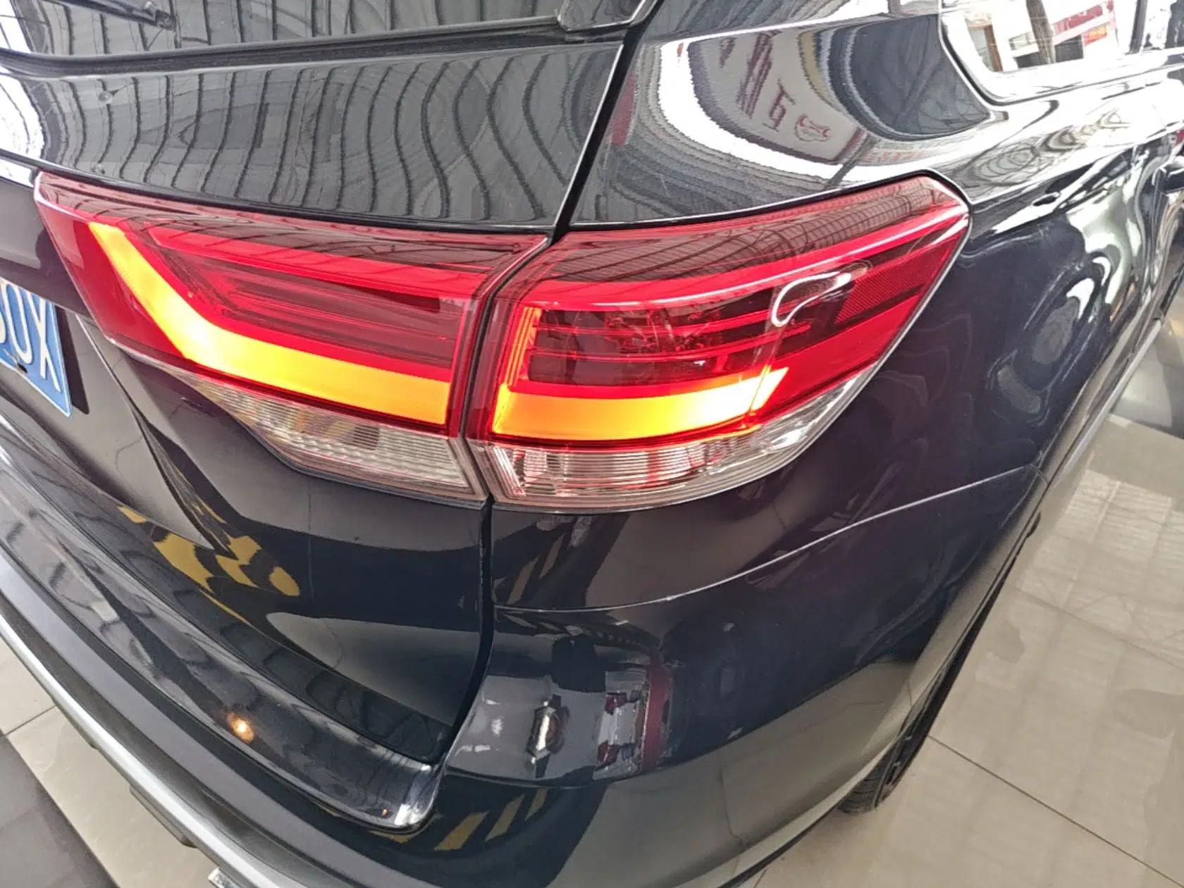 Toyota Highlander 2018 2.0T Two-Wheel Drive Elite Version 5 Seats China VI Standard — миниатюра 9