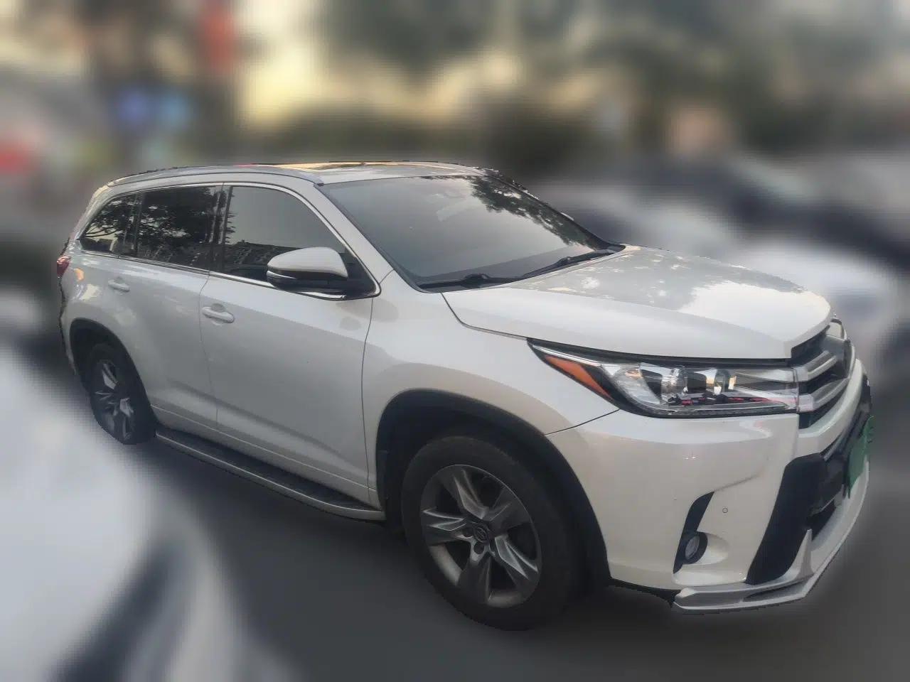 Toyota Highlander 2018 2.0T Four-Wheel Drive Luxury Edition 7 Seats China V Emission Standard — миниатюра 3