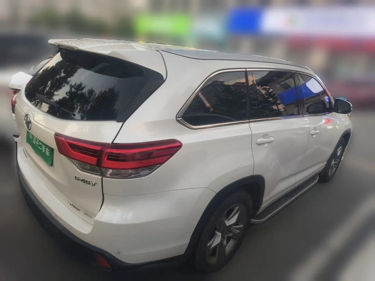Toyota Highlander 2018 2.0T Four-Wheel Drive Luxury Edition 7 Seats China V Emission Standard — миниатюра 6