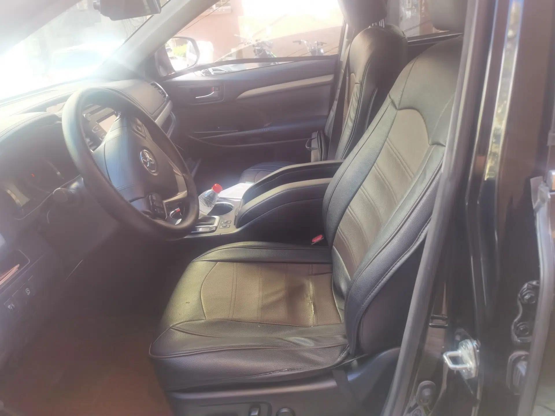 Toyota Highlander 2015 2.0T Four-Wheel Drive Luxury Edition 7-Seater — миниатюра 15